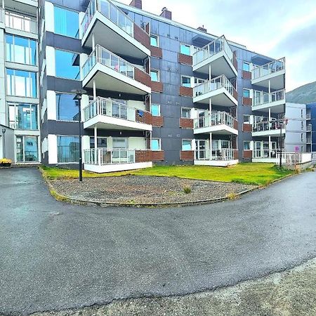 Very Cozy And Central Appartment Near The City Centre Тромсё Экстерьер фото