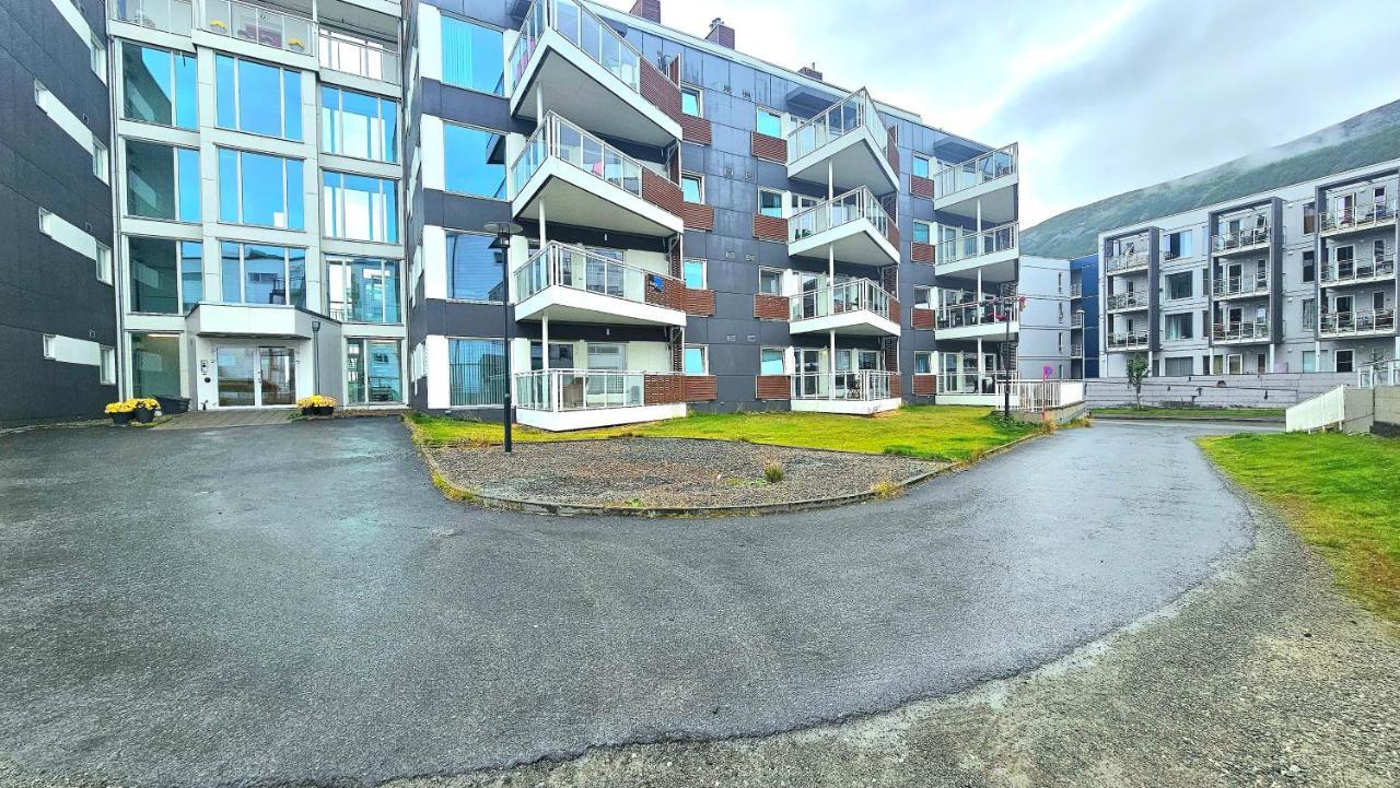 Very Cozy And Central Appartment Near The City Centre Тромсё Экстерьер фото